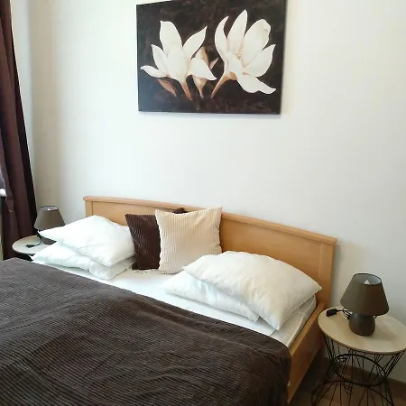 Heviz Holiday Apartments *